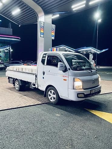 b class: Hyundai Porter II — компактный грузовой Подойдёт для: Вывоз мусора — 3