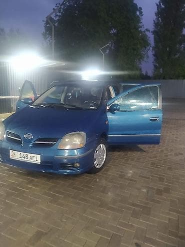 almer: Nissan Almera Tino: 2001 г., 1.8 л, Минивэн — 4