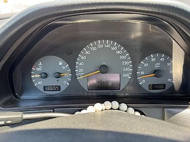 Mercedes-Benz E-Class: 2000 г., 3.2 л, Автомат, Бензин, Седан