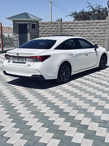 4runner 2017: Toyota Avalon: 2022 г., 2.5 л, Автомат, Гибрид, Седан — 4