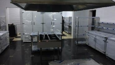 продаю оборудование для кафе: Оборудование для кафе новое, мойки, столы, стеллажи из нержавейки — 4