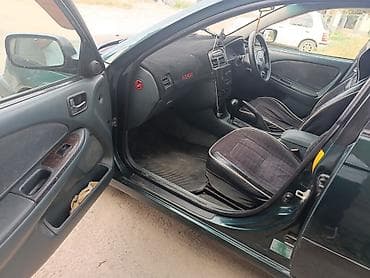 Продажа авто: Toyota Avensis: 2001 г., 2 л, Автомат, Бензин, Хэтчбэк — 6