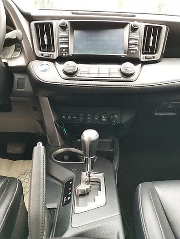 byd leopard: Toyota RAV4: 2018 г., 2.5 л, Автомат, Гибрид — 7