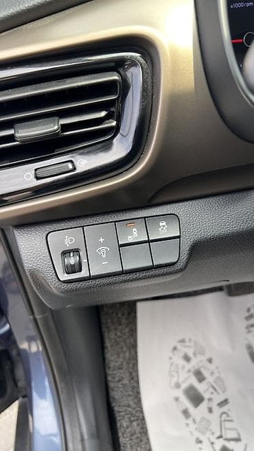 vin code: Kia Stonic: 2018 г., 1.6 л, Автомат, Дизель, Кроссовер — 5