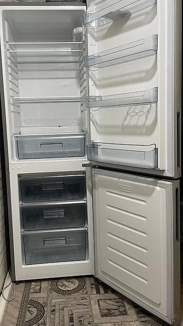 Продам холодильник, б/у почти как новый пользовались пору месяц. цена