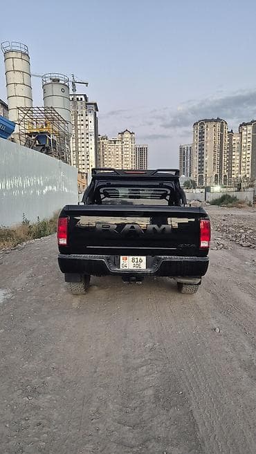rd 1: Dodge Ram 1500: 2023 г., 3.6 л, Механика, Бензин, Пикап — 6