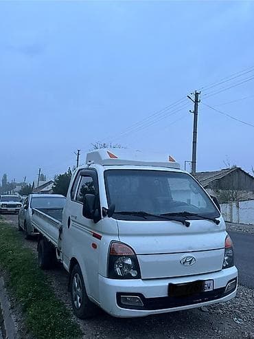 sprinter 2 7: Легкий грузовик, Hyundai, Стандарт, До 1 т, Б/у — 2