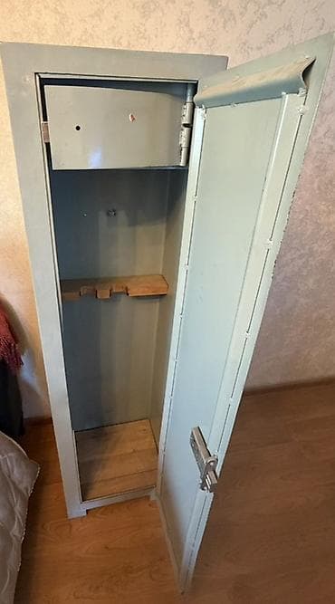 сейфь: Курал сактоочу сейф, Колдонулган, Механикалык, Бузууга чыдамдуу, Өзү алып кетүү — 2