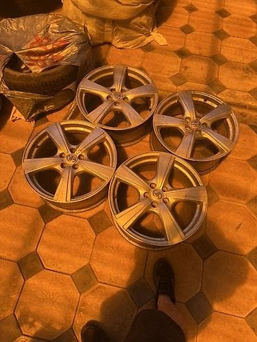 диски приус 50: Литые Диски R 17 Toyota, Комплект, отверстий - 5, Б/у — 2