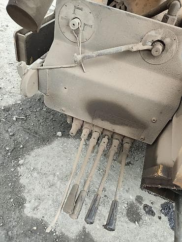 гидравлические цилиндры купить: Манипулятор, XCMG, 2016 г., от 12 т — 7