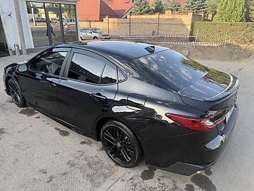 армянский номер: Toyota Camry: 2024 г., 2.5 л, Автомат, Гибрид, Седан — 8