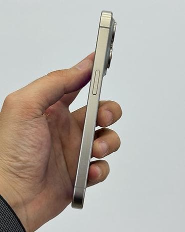 iphone в кредит: IPhone 15 Pro, Б/у, 256 ГБ, Natural Titanium, Защитное стекло, Чехол, В рассрочку, 100 % — 5