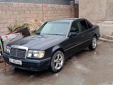 subaru 2018: Mercedes-Benz W124: 1990 г., 3 л, Седан — 4
