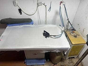 Швейных утюг Состав и характеристики: - Гладильный стол
