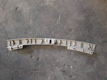 делика кузов: Решетка радиатора Toyota Б/у, Оригинал — 2