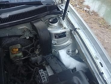 bnk 250: Volkswagen Golf Variant: 2002 г., 1.6 л, Механика, Бензин, Универсал — 5