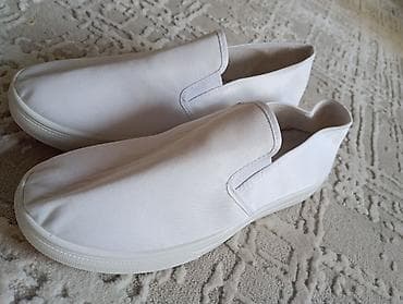 женские пиджаки жакеты: Продаю белые слипоны (кеды без шнурков). торг имеется Состояние — 2