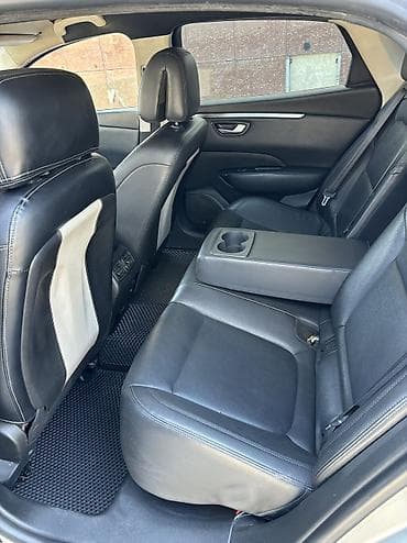 w124 2 3: Renault SM6: 2018 г., 2 л, Вариатор, Газ, Седан — 9