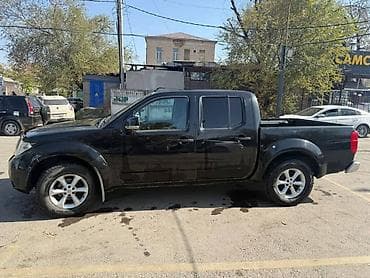 sprinter 416: Nissan Navara: 2011 г., Пикап — 3