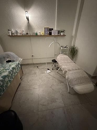 последующим: Аренда кабинетов в салонах красоты, 60 м², Для бровиста, Для визажиста, Для лешмейкера — 2