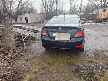 Hyundai Solaris: 2011 г., 1.6 л, Вариатор, Бензин, Седан