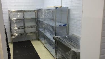 продаю оборудование для кафе: Оборудование для кафе новое, мойки, столы, стеллажи из нержавейки — 2