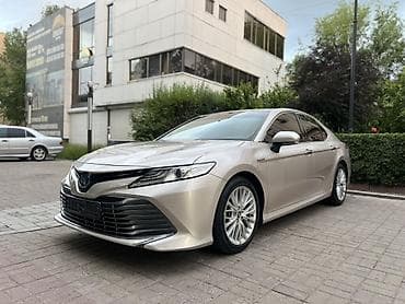 crown 2018: Toyota Camry: 2018 г., 2.5 л, Вариатор, Гибрид, Седан — 2