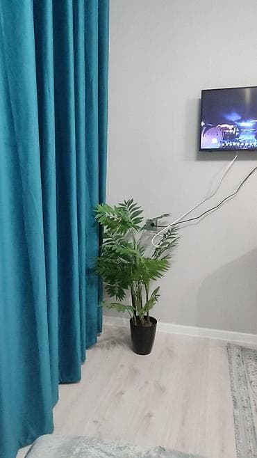 сдам комнату с хозяйкой: Сдаётся уютный номер-студия с современным интерьером. Описание: - — 2