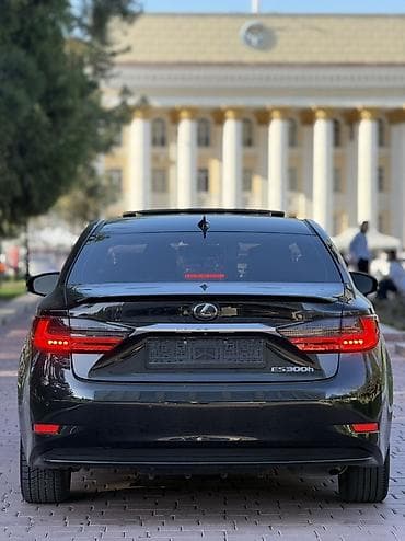 Lexus: Lexus ES: 2016 г., 2.5 л, Вариатор, Гибрид, Седан — 9