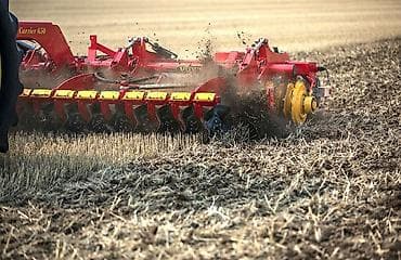 matiz 3: Компактный дисковый культиватор Väderstad (Вадерштад) Carrier В конце — 1