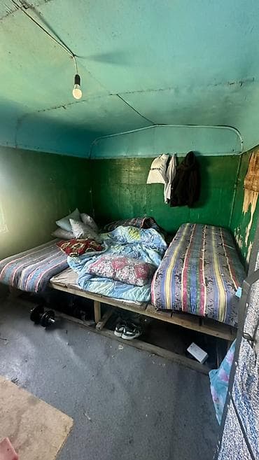 бутка портера: Вагон на колесах в хорошем состоянии. 
2х комнатная, Есть торг — 1