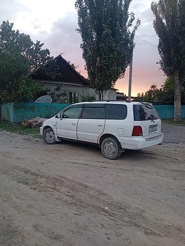 сктер: Honda Shuttle: 1997 г., Автомат, Газ, Вэн/Минивэн — 2