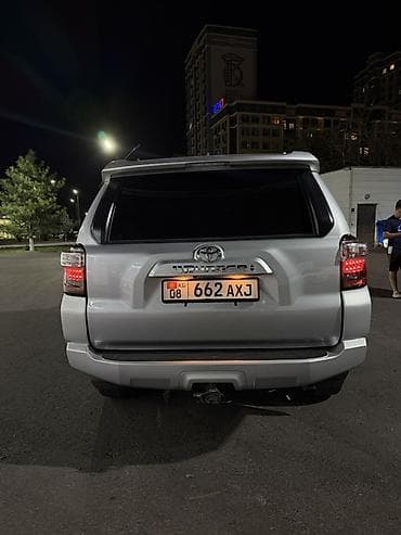 делаю: Toyota 4Runner: 2021 г., 4 л, Автомат, Бензин, Внедорожник — 4