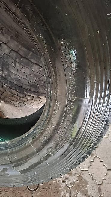 сидельный тягач: Шины 315 / 70 / R 22,5, Всесезонная, Б/у, Грузовики/Автобусы, Япония, Yokohama — 5