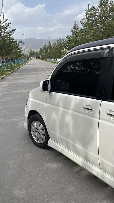 хонда pilot: Honda Stepwgn: 2004 г., 2 л, Автомат, Бензин, Минивэн — 3