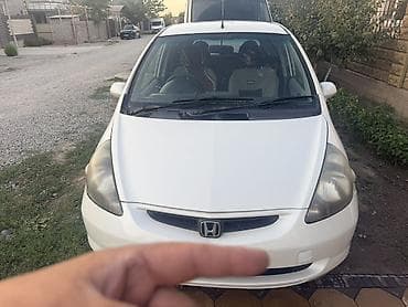 нода сивик: Honda Fit: 2002 г., 1.3 л, Хэтчбэк — 4