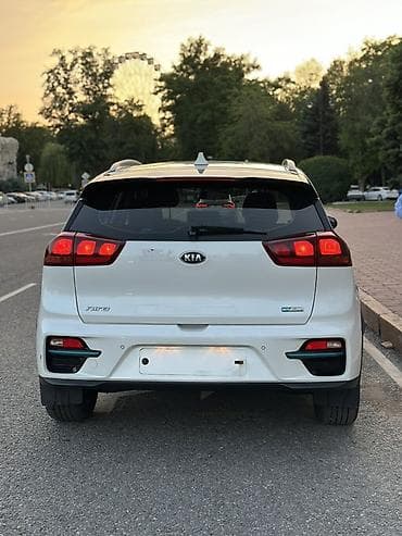 kia ev: Kia Niro: 2020 г., 2 л, Автомат, Электромобиль, Кроссовер — 4