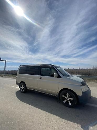 step: Honda Stepwgn: 2002 г., 2 л, Автомат, Бензин, Минивэн — 5