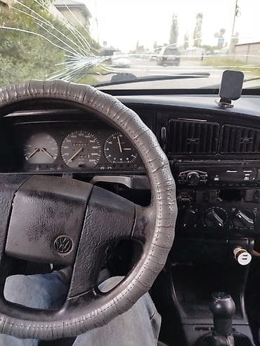 Volkswagen: Volkswagen Passat: 1991 г., 1.8 л, Механика, Бензин, Седан — 8
