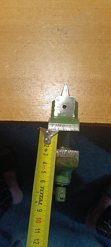 металический ящик: Отличное состояние. настольные тиски, предназначенные для надежной — 4