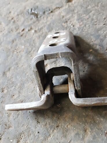 купить мицубиси паджеро спорт в бишкеке: Mitsubishi Pajero IO петля, Митсубиси Паджеро Ио Задняя правая нижняя — 3