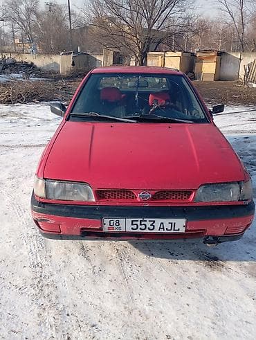 Унаа сатуу: Nissan Sunny: 1993 г., 1.4 л, Кол менен иштөөчү, Бензин, Хетчбек — 5