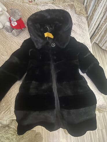 Ковролин: Продаю шубу в очень хорошем состоянии, носили мало. Рукава — 3