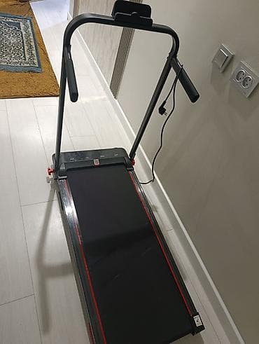 Беговая дорожка для дома/квартиры, компактная складная. Особенности и