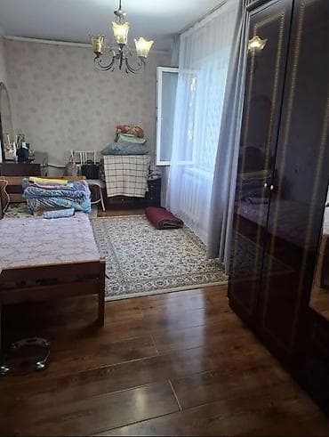 Квартиры: 3 комнаты, 60 м², 4 мкр 104 серия, 2 этаж — 2