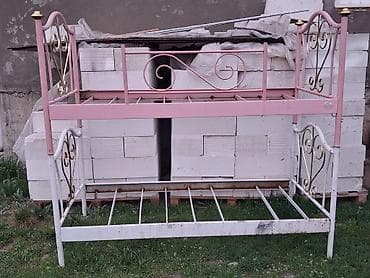 Двухъярусная детская кровать, Б/у, Железо, цвет - Розовый