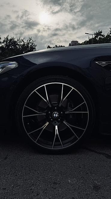 Продажа авто: BMW Apple M5: 2019 г., 2 л, Автомат, Электромобиль, Седан — 6