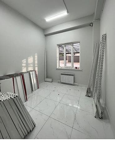 Недвижимость: Сдаётся помещение свободного назначения 50 кв.м. город Ош Фрунзенский — 3