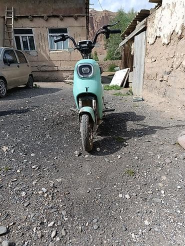 другая мото: Продаётся два электро скутера синий за 40000 сом а зелёный за 35000 — 1