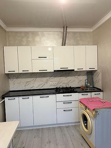 1 бөлмө, Кыймылсыз мүлк агенттиги, Жарым -жартылай эмереги бар — 3